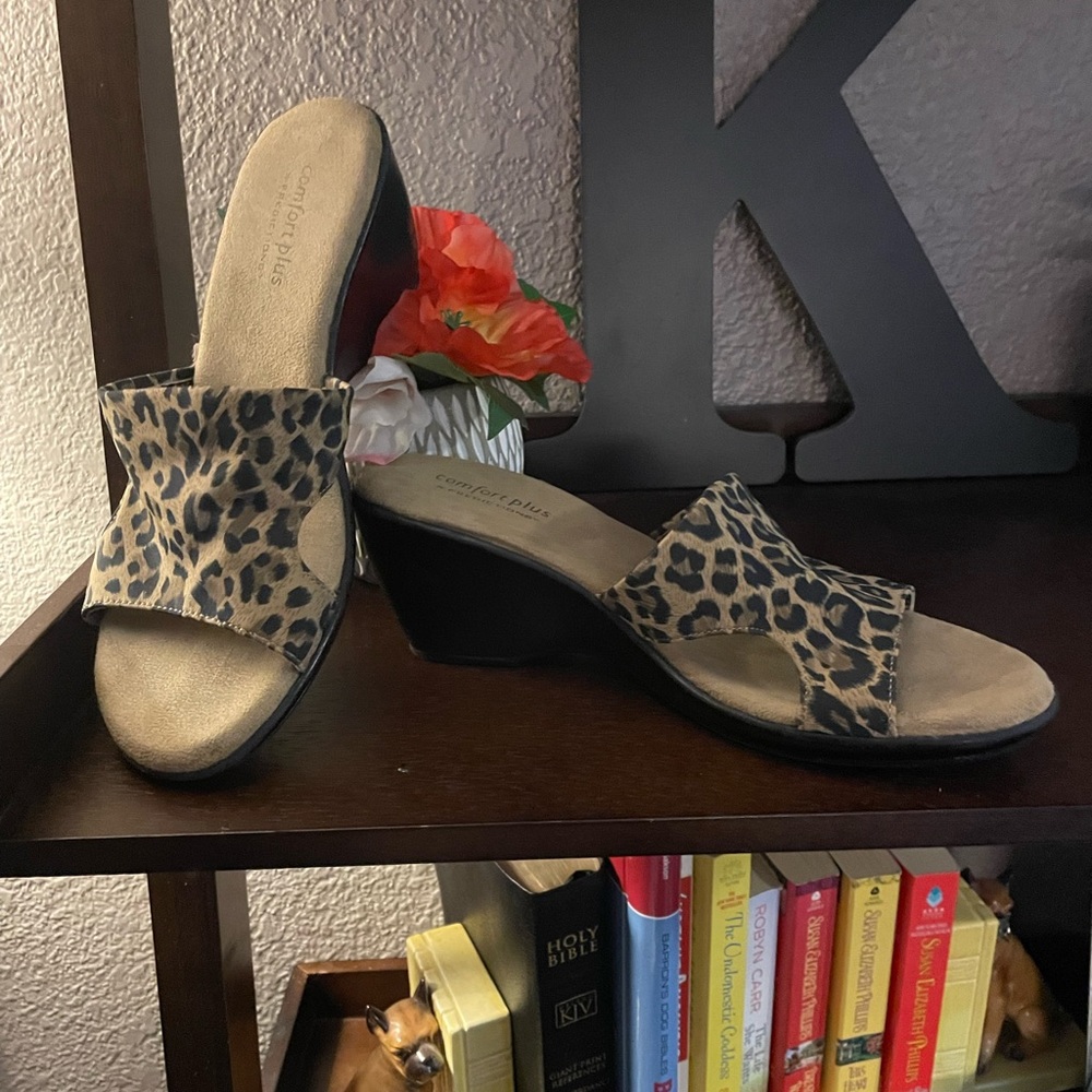 Comfort Plus by Predictions wedges Sz 7